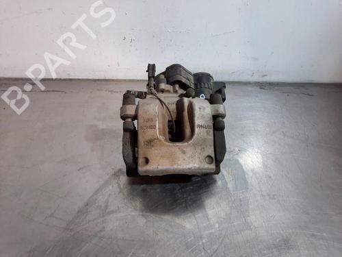 Used Right rear brake caliper Right rear brake caliper ALFA ROMEO GIULIA (952_) 2.2 D (952AGA250, 952AGM250, 952ASM2, 952ASA2) (136 hp) 33277666 33277666