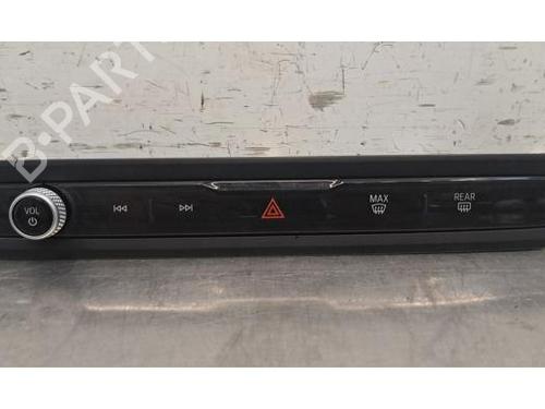 Used Climate control Climate control BMW 3 Touring (G21, G81) M3 Competition xDrive (510 hp) 40161903 40161903