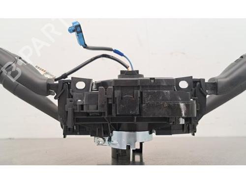 Steering column stalk PEUGEOT EXPERT Van (V_) 1.5 BlueHDi 100 | BP27215738I23 