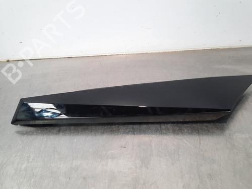 Used Tailgate trim PEUGEOT 2008 II (UD_, US_, UY_, UJ_, UR_, UC_) 1.5 BlueHDI 110 (UDYHSK) (110 hp) 15028566