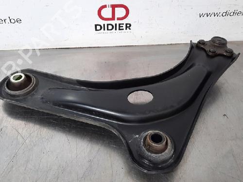 Used Right front suspension arm CITROËN C3 / C3 ORIGIN III (SX) 1.2 VTi 82 (82 hp) 10870629