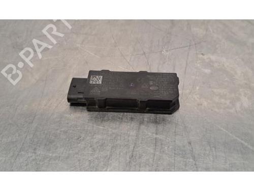 Used Electronic module AUDI A3 Limousine (8YS, 8YM) 30 TFSI Mild Hybrid (110 hp) 29879579