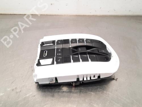 Used Interior roof light PORSCHE MACAN (95B) 2.0 (245 hp) 17564442