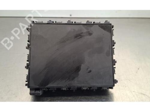 Fuse box LAND ROVER DEFENDER Station Wagon (L663) P300 Si4 4x4 | BP32128828E1