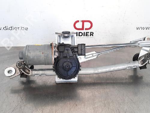 Used Front wipers mechanism KIA SORENTO III (UM) 2.2 CRDi 4WD (200 hp) 10881295