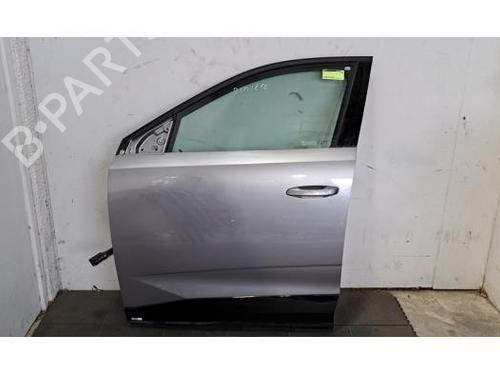 Used Left front door Left front door PEUGEOT 3008 III (KA_, KB_, KC_) e-210 (KCZKZX) (213 hp) 30473137 30473137