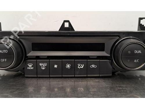 Climate control TOYOTA HILUX VIII Pickup (_N1_) 2.8 TD 4WD (GUN126) 559000KQ40