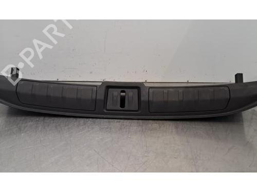 step-porsche-taycan-y1a-2019-34268574 main image