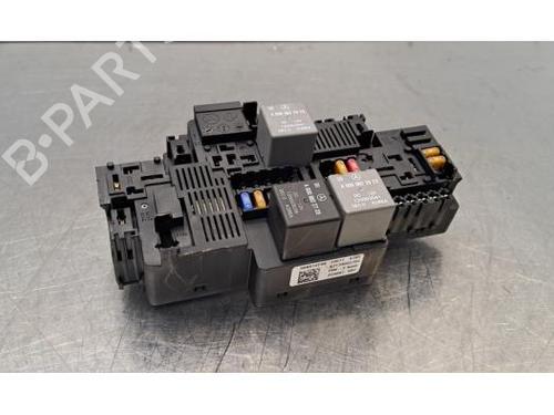 Used Fuse box Fuse box MERCEDES-BENZ C-CLASS T-Model (S205) C 180 d (205.200) (122 hp) 36680799 36680799