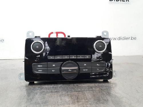 Used Radio Radio 10892753 10892753