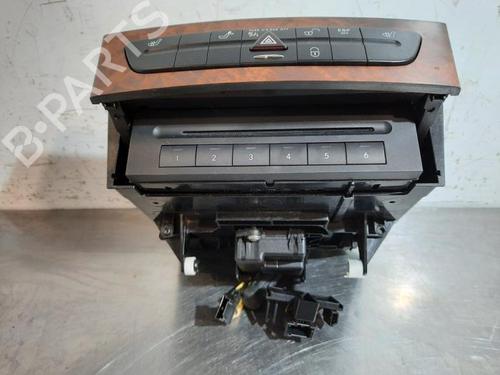 Radio MERCEDES-BENZ CLS (C219) CLS 320 CDI (219.322) | BP25251801E6 
