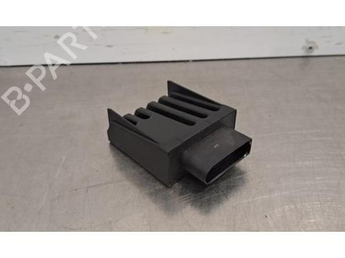 Used Electronic module AUDI A3 Sportback (8YA, 8YF) 30 TDI (116 hp) 32158625