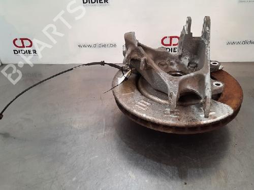 Used Right rear steering knuckle TESLA MODEL S (5YJS) EV AWD (772 hp) 10888294
