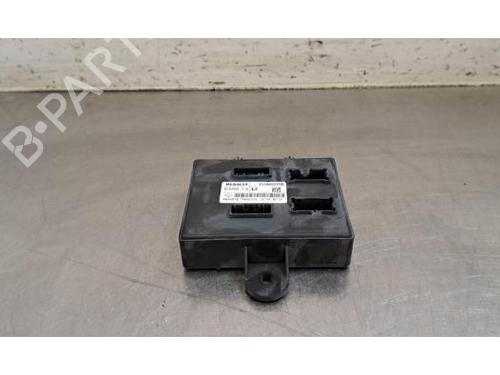 electronic-module-renault-trafic-iii-van-fg_-2014-37689576 main image