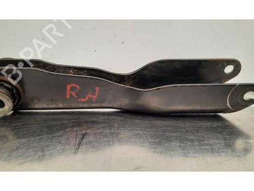 Used Right rear suspension arm LAND ROVER RANGE ROVER SPORT II (L494) 3.0 SDV6 4x4 (306 hp) 25585847