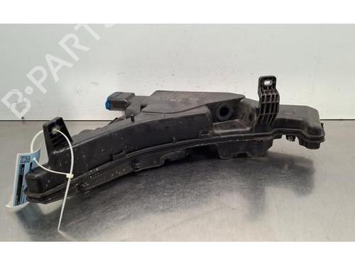 Used Windscreen washer tank Windscreen washer tank AUDI A4 B9 (8W2, 8WC) 30 TDI Mild Hybrid (136 hp) 33744108 33744108