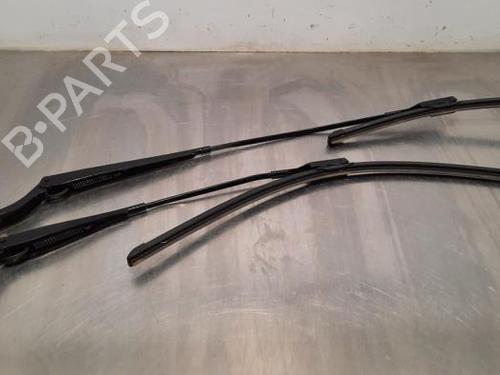 Used Front windshield wiper arm CITROËN C3 AIRCROSS II (2R_, 2C_) 1.5 BlueHDi 100 (2CYHYJ) (102 hp) 23586502