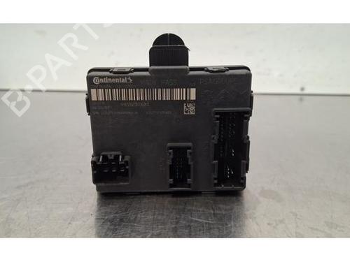 Used Electronic module Electronic module PEUGEOT 308 SW III (FC_, FJ_, FR_, F4_, FN_) PureTech 130 (FRHNSL, FRHNST) (131 hp) 33031172 33031172