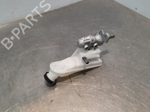 Brake master cylinder MERCEDES-BENZ GLA-CLASS (X156) GLA 200 CDI / d (156.908) | BP11232046M77 