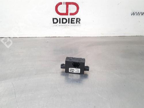 Used Electronic module BMW 3 (F30, F80) 316 i (136 hp) 10889931