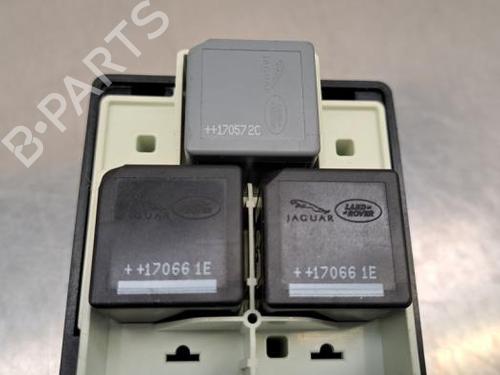 Fuse box JAGUAR XE (X760) 2.0 D | BP21674371E1 