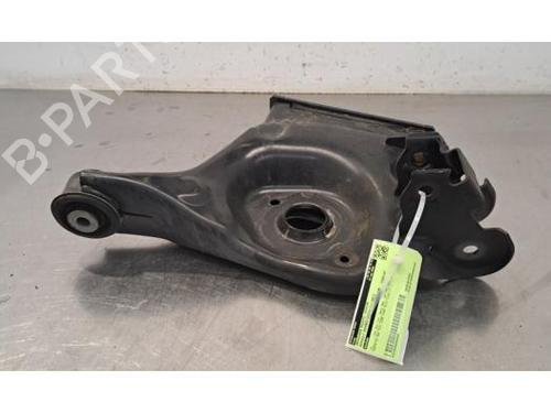 Używane Wahacz tylny prawy RENAULT MEGANE IV Hatchback (B9A/M/N_) 1.6 E-TECH 160 (B9NH) (160 hp) 29871760