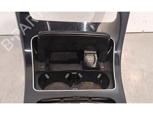 Middle console MERCEDES-BENZ C-CLASS (W205) C 200 d (205.007) | BP32376579I22