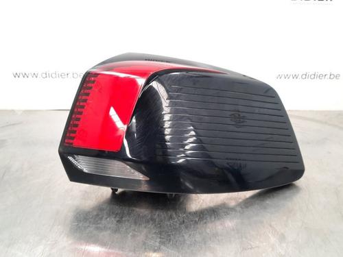Używane Lampa tylna prawa PEUGEOT 5008 II (MC_, MJ_, MR_, M4_) 1.6 BlueHDi 115 (MCBHXH, MCBHXW) (116 hp) 10897785