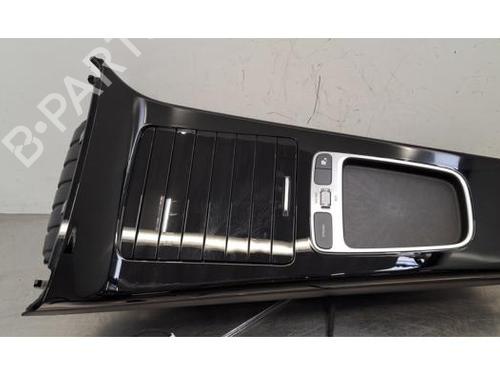 Middle console MERCEDES-BENZ CLA (C118) CLA 180 (118.384) | BP40285389I22 - Image 3