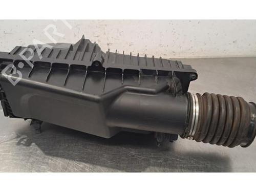 Used Air filter box Air filter box ALFA ROMEO STELVIO (949_) 2.2 D (949.AXD1A) (160 hp) 32847352 32847352