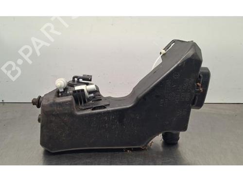 windscreen-washer-tank-mercedes-benz-c-class-w205-2013-2014-2015-2016-2017-2018-2019-2020-2021-2022-2023-32376442 main image