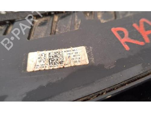 Right taillight PEUGEOT 308 III (FB_, FH_, FP_, F3_, FM_) PureTech 130 (FPHNSL, FPHNST) | BP25730165C35 