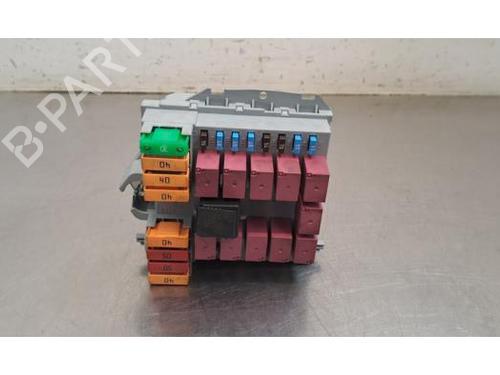 Used Fuse box Fuse box CITROËN JUMPER II Van 2.2 BlueHDi 120 (120 hp) 33753307 33753307