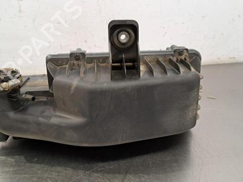 Luftfilter kasse PEUGEOT 208 I (CA_, CC_) 1.2 VTI 82 (82 hp) 23600154