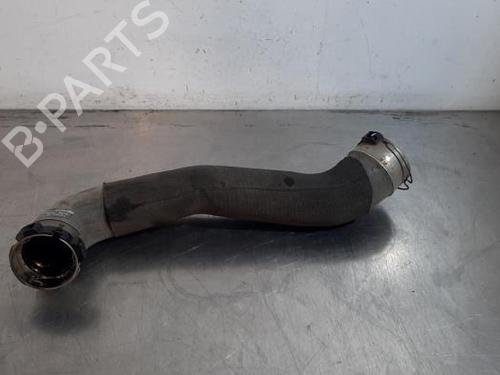 Used Intercooler pipe Intercooler pipe RENAULT KADJAR (HA_, HL_) 1.6 dCi 130 4x4 (HLA4) (130 hp) 36657361 36657361