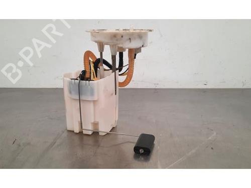 Used Fuel pump BMW 2 Active Tourer (F45) 218 d (150 hp) 23613947
