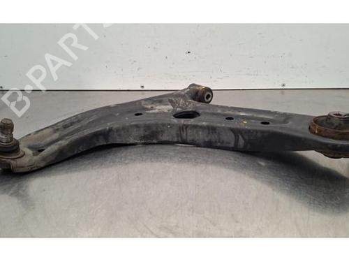 Used Left front suspension arm KIA STONIC (YB) 1.0 T-GDi (120 hp) 32847392