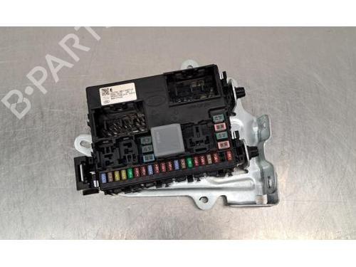 Zekeringkast LAND ROVER RANGE ROVER SPORT III (L461) 3.0 D350 MHEV AWD | BP28613374E1