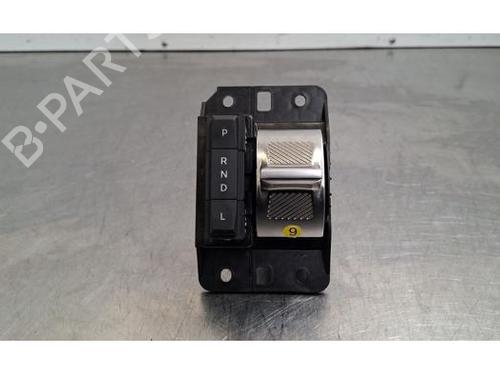 Used Gear lever Gear lever OPEL FRONTERA (OV24) 1.2 MHEV (101 hp) 35935331 35935331