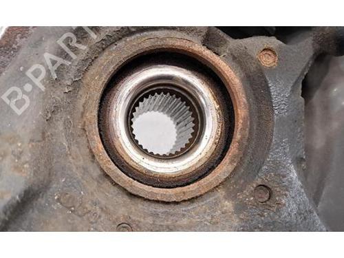 Left front steering knuckle FORD TRANSIT V363 Van (FCD, FDD) 2.0 EcoBlue RWD | BP31054410M25