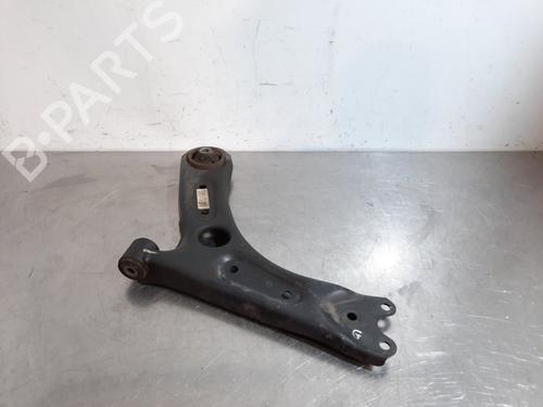 Used Left front suspension arm HYUNDAI i30 Estate (PDE) 1.4 T-GDI (140 hp) 17113251
