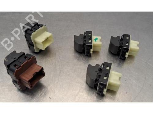 Comutador DACIA DUSTER (HM_) 1.2 TCe 125 (HMMA) | BP39732478I30 - Image 3