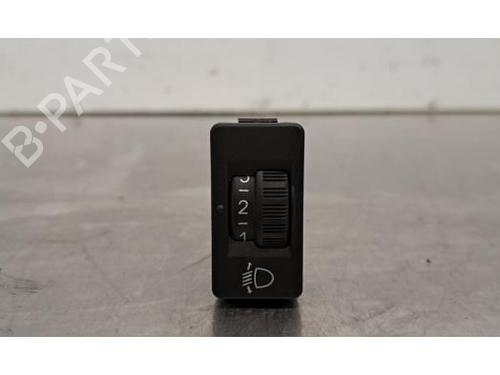 switch-peugeot-2008-i-cu_-2013-32664699 main image