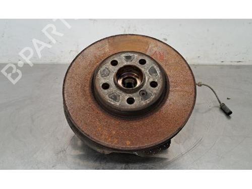 Used Right front steering knuckle BMW 2 Active Tourer (F45) 218 i (136 hp) 24705607