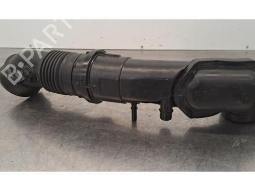 Used Pipe OPEL CORSA F (P2JO) 1.2 (68) (101 hp) 31088087