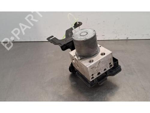 Used ABS pump LAND ROVER RANGE ROVER VELAR (L560) 2.0 D200 MHEV 4x4 (204 hp) 30806296