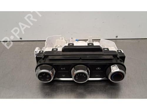 comando-clima-nissan-micra-v-k14-2016-31085266 main image