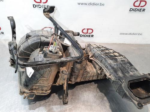 Used Heater matrix box Heater matrix box OPEL VIVARO B Van (X82) 1.6 CDTI (05) (121 hp) 10893558 10893558