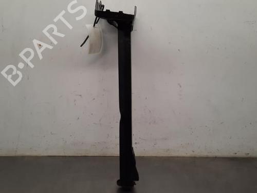 Used Support PEUGEOT 5008 II (MC_, MJ_, MR_, M4_) 1.2 THP (MRHNYH, MRHNYW, MRHNSJ, MRHNSU, MRHNSM) (131 hp) 30806234