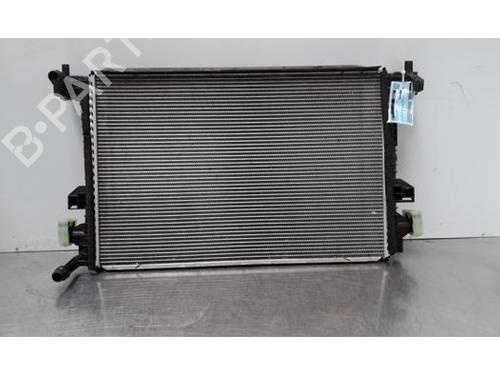 Used Water radiator Water radiator 37003287 37003287